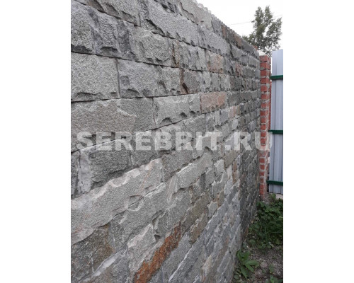 Плитка из камня Серебрит с заколом ( со сколом)